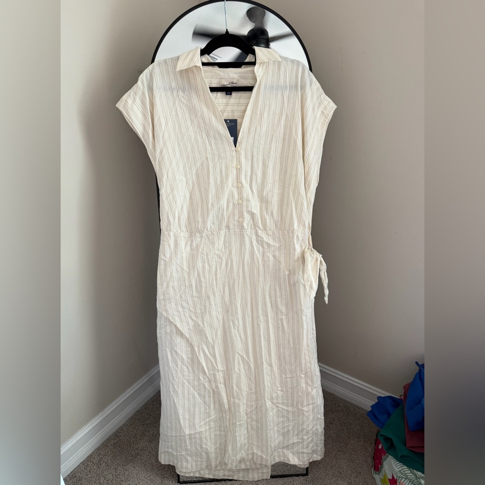 NWT Universal Thread Cream Maxi Dress